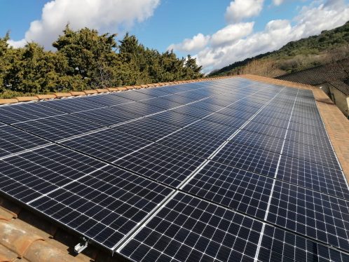 Installation autoconsommation photovoltaïque, secteur agriculture à Valréas (84600) solution solaire : autoconsommation ou vente totale