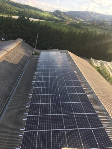 Installation autoconsommation photovoltaïque, secteur agriculture à Véranne (42520)